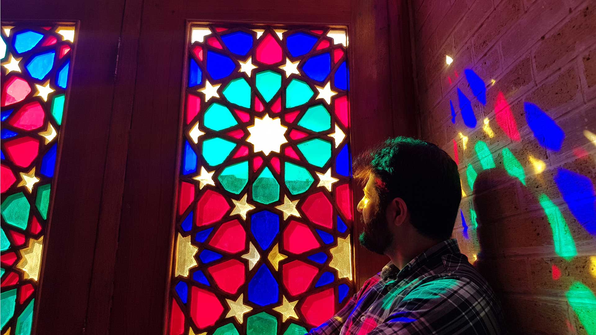 دسته بندی سرودهها