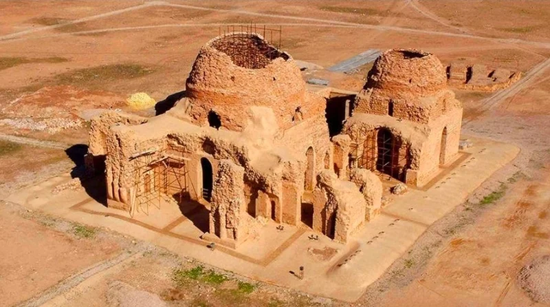 کاخ سروستان در استان فارس